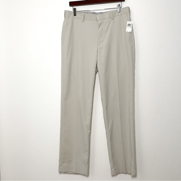 PGA Tour men Ultimate flat front golf pants light beige size 34x32 NWT - Picture 2 of 10